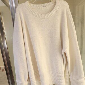 Amazon Women's White Oversized Long Sleeve Sweater Like New - Size L